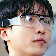 Yun Woo