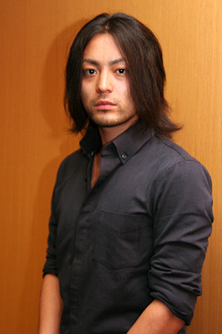 Takayuki Yamada-p2.jpg