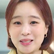 Hong Ji-Eun