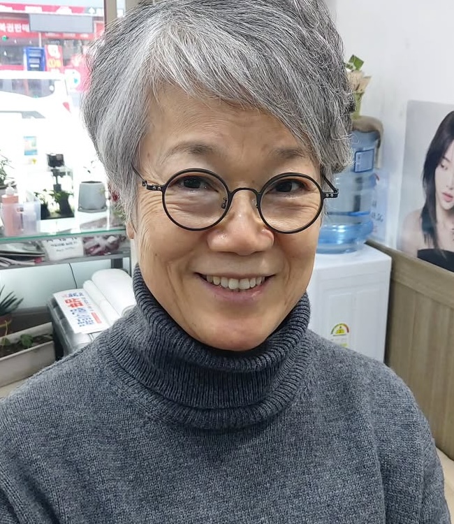 Son Gyung-Hee-actress-p1.jpg