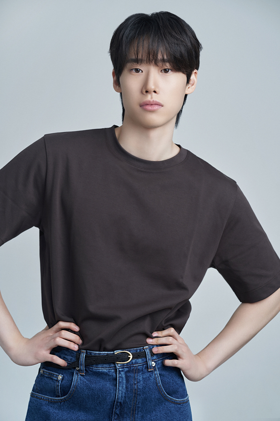 Kim Min-1989-p01.jpg