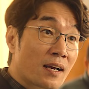 The Desperate Chase-Song Young-Kyu.jpg