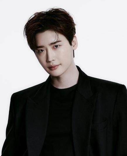 Yi-Seobs Romance-a00.jpg