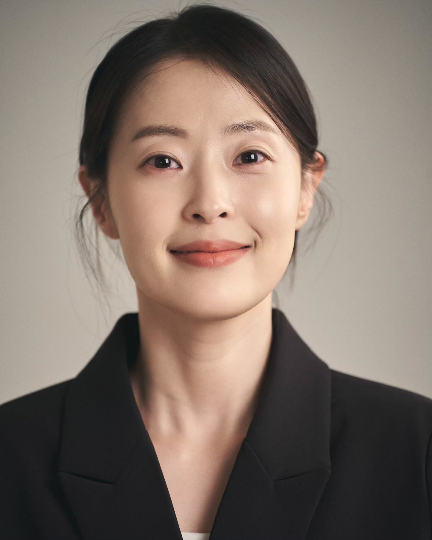 Kim Su-Kyung-1989-p01.jpeg