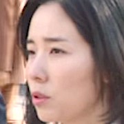 Bae Yu-Ri