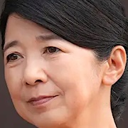 Saka no Ue no Akai Yane-Yoshiko Miyazaki.jpg