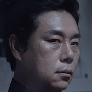 Villain is Alive-Kim Pub-Lae.jpg