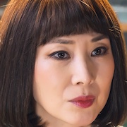 One the Woman-Hwang Young-Hee.jpg