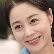 Pale Moon-Seo Young-Hee1.jpg