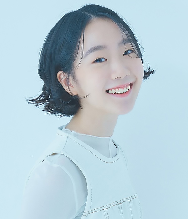 Heo Yool-2009-p1.jpg