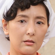 Hiyokko-Tomoko Ikuta.jpg