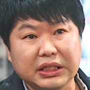 Lee Moo-Nyoung