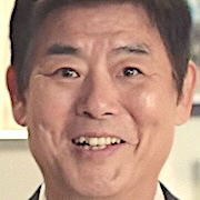 Typhoon Family-Sung Dong Il.jpeg