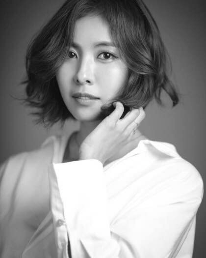 Kim Hye-Na-1980-p1.jpg