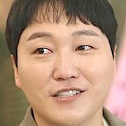 Resident Playbook-Kim Dae Myung.jpg
