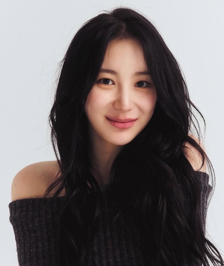 Lee Chae-Yeon 2000-p.jpg