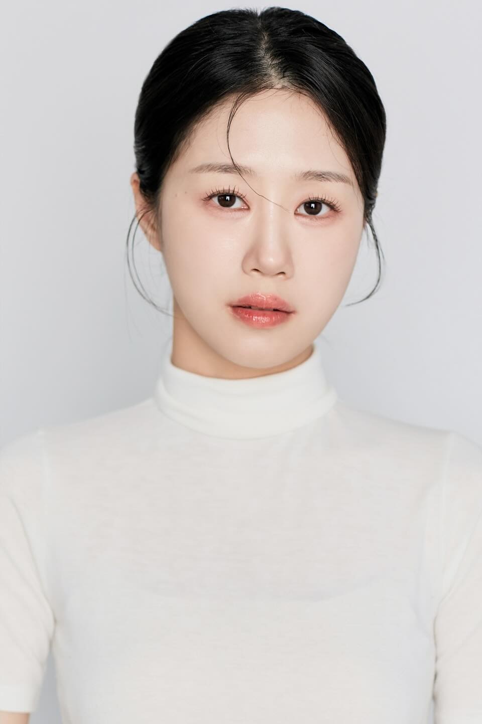 Lee Ye-Ji-1995-pt1.jpg