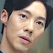 The Midnight Romance in Hagwon-Yuk Hyun Suk1.jpg