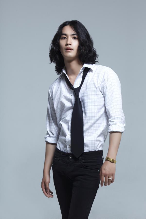 Hwang Gyoo-In (1987)-p01.jpg