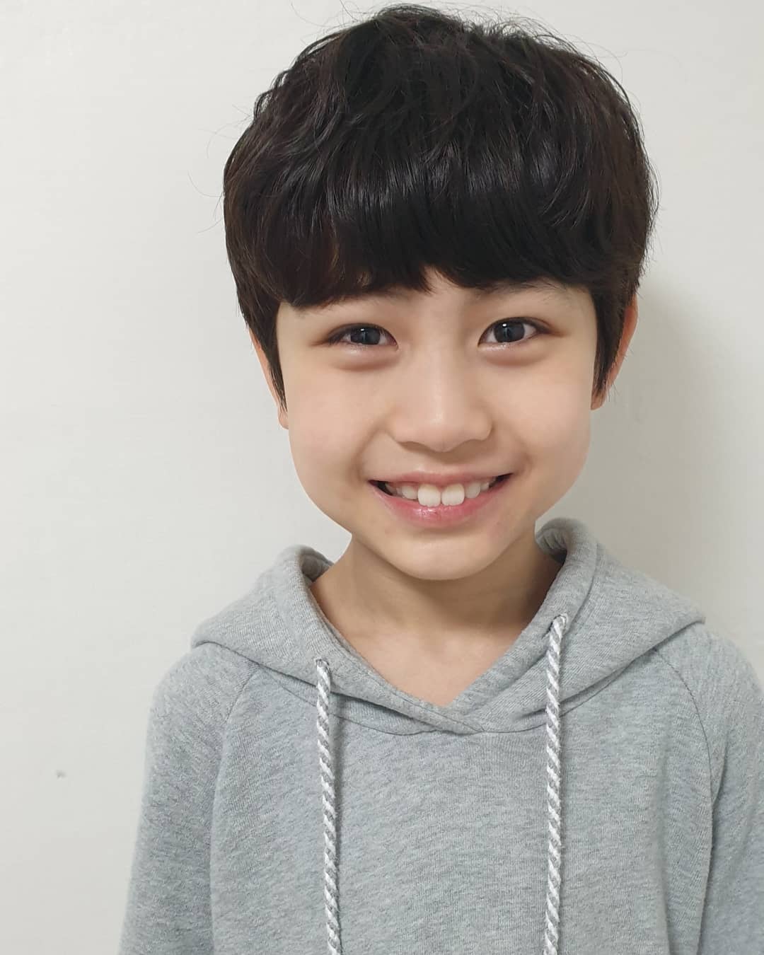 Baek Kang-2011-p1.jpeg