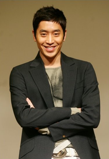 Eric (Moon Jung-Hyuk) - Asianwiki
