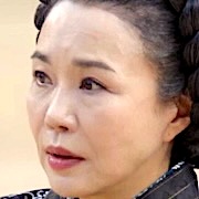 Dong Hyo-Hee