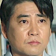 Reborn Rich-Son Kang-Kuk.jpg