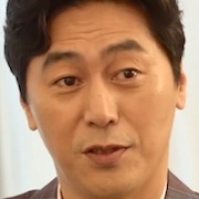 Reverse-Bae Yong-Geun.jpg