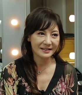 Heo Yun-Jeong-1966-p1.jpg