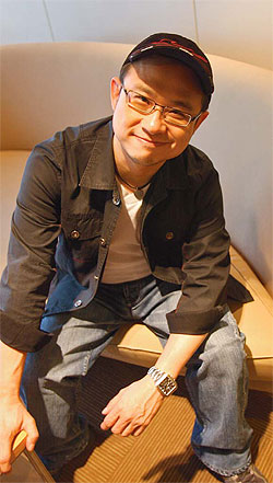 Ekachai Uekrongtham.jpg