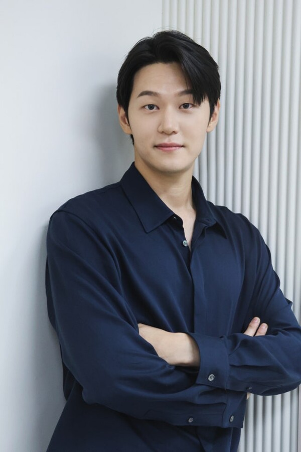 Lee Hak-Joo-1989-p1.jpg