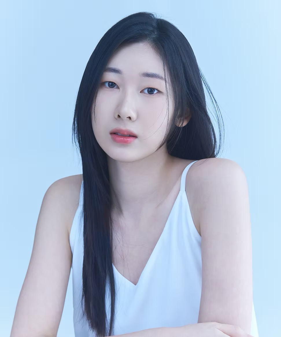 Shin Min-Seo-2001-pr1.jpeg
