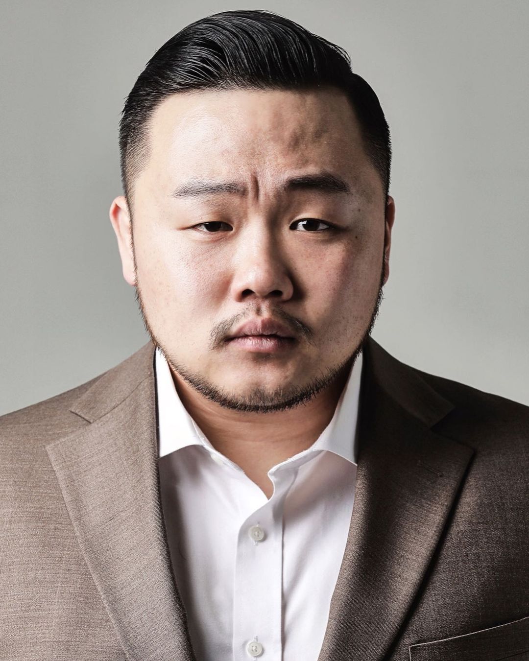 Wi Kwang-Hoon-1988-p1.jpg