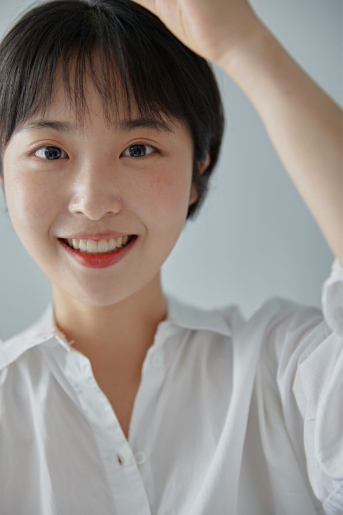 Lee Sol-Ah-1994-p1.jpg