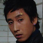 The Customer Is Always Right-Lee Sun-Kyun.jpg