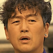 Holy Punch-Kim Jung-Tae.jpg