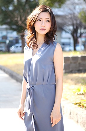 Mari Hoshino-p01.jpg
