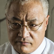 Black Money-Lee Kyoung-Young.jpg