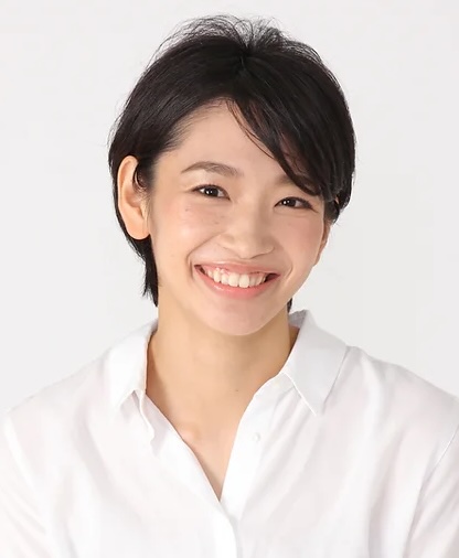 Moe Tanaka-p.jpg
