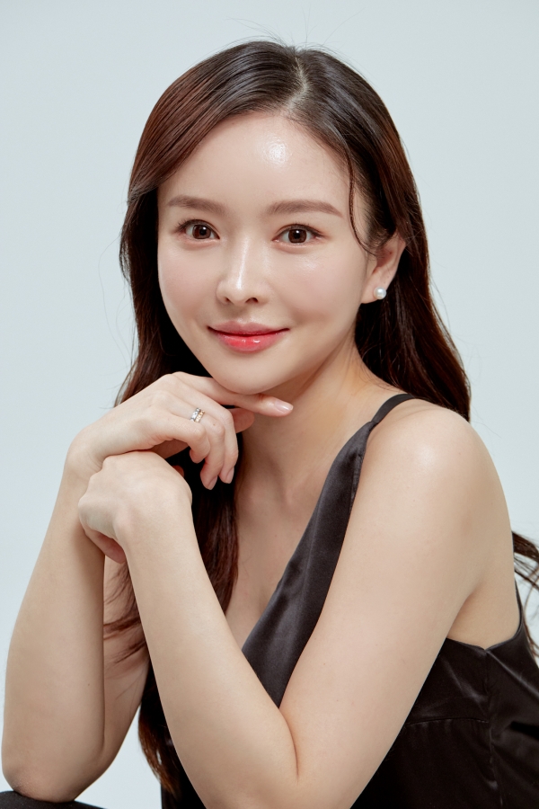Lee Yoo-Bin-actress-p1.jpg