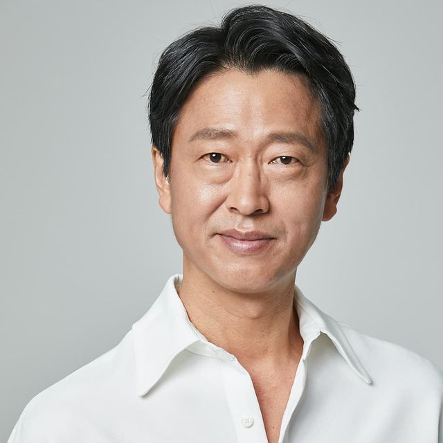 Park Wan-Kyu-1977-p1.jpeg