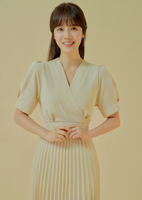 Shin Go-Eun - AsianWiki