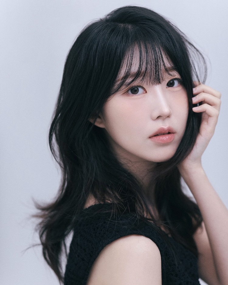 Jeong Jin-Ah-2001-p1.jpg