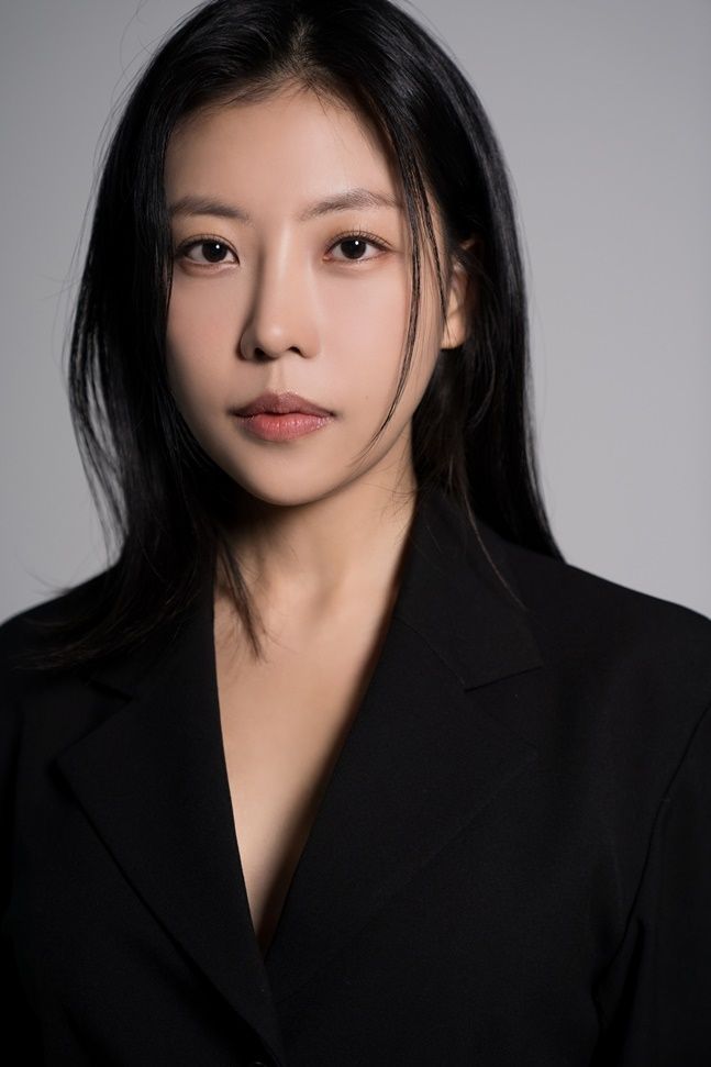 Seo Ye-Hwa-1989-pr1.jpeg
