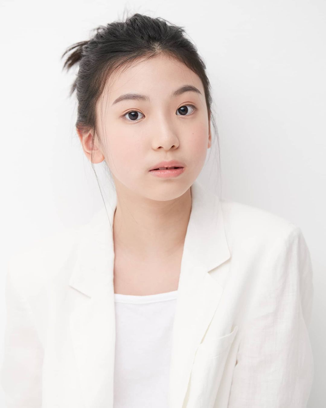 Kim Yeo-Na-actress-p1.jpeg