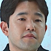 Yoon Woon-Yong