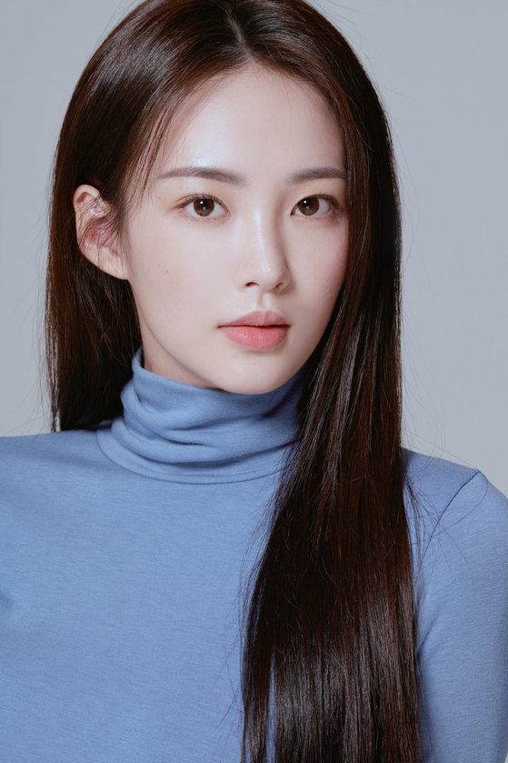 Choi Hyo-Ju-1999-p1.jpg