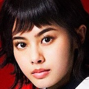 Honeko Akabanes Bodyguards-Seira Anzai.jpg
