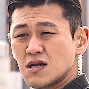 Gentleman-Kang Hong-Suk.jpg