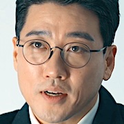 Yoon Kwan-Woo